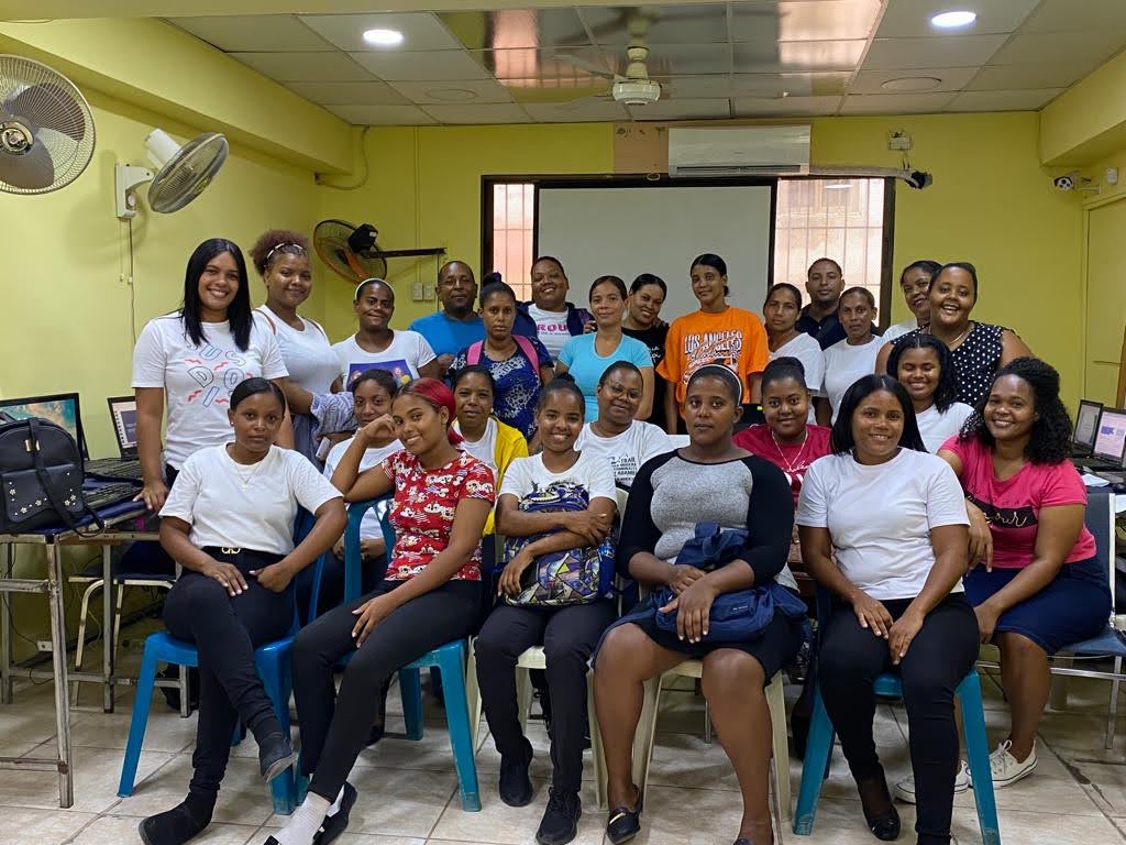 Grupo de estudiantes de WM Computarizado